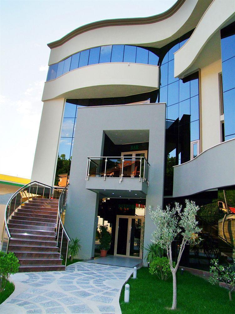 Green House Hotel & Restaurant Tirana Exteriér fotografie