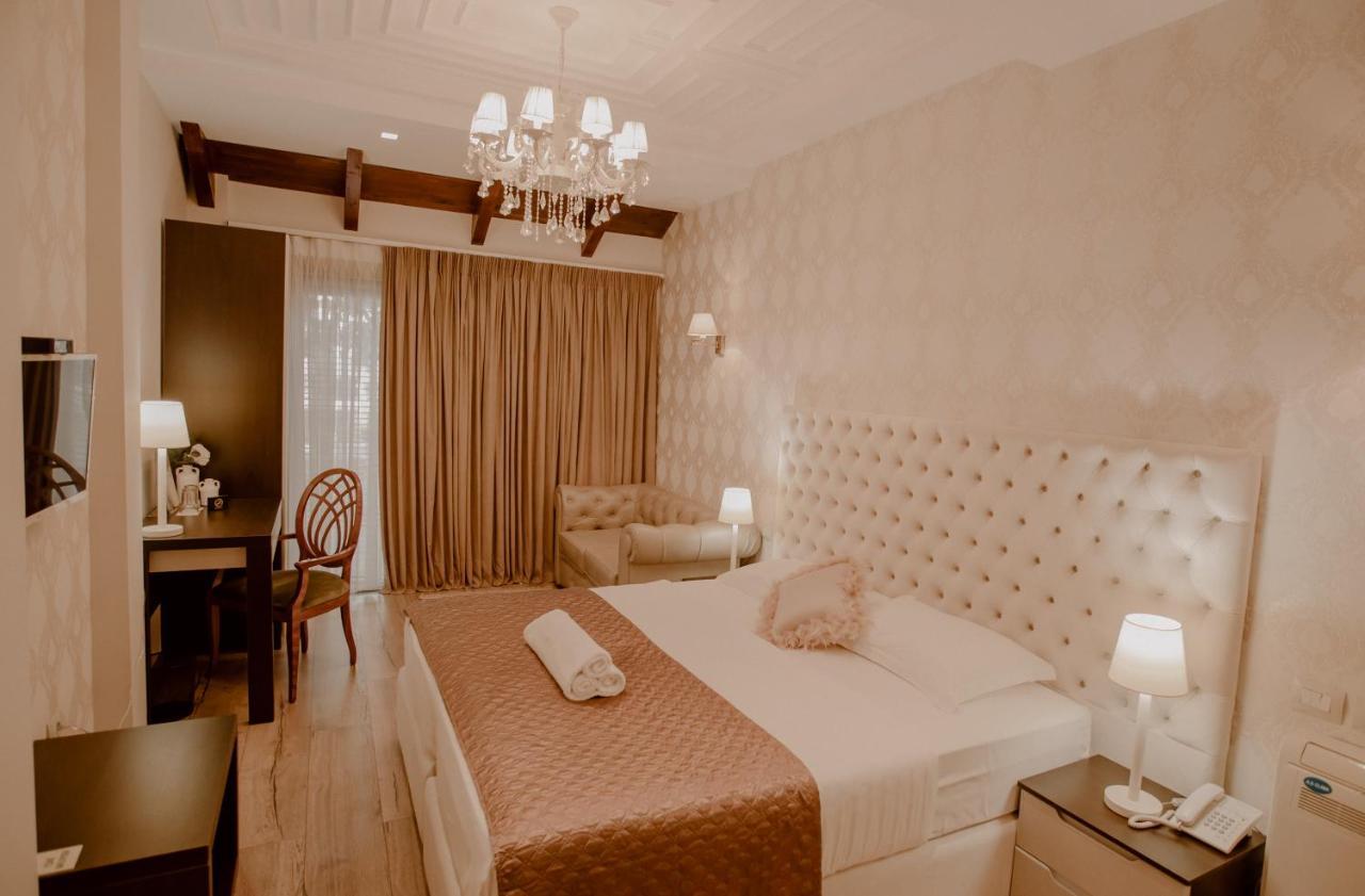 Green House Hotel & Restaurant Tirana Exteriér fotografie
